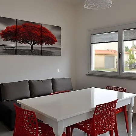 Charming Santantioco Red With 2-way Air Con Uncovered Parking * SantʼAntìoco