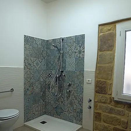 Hotel Charming Santantioco Red With 2-way Air Con Uncovered Parking Sant'Antioco